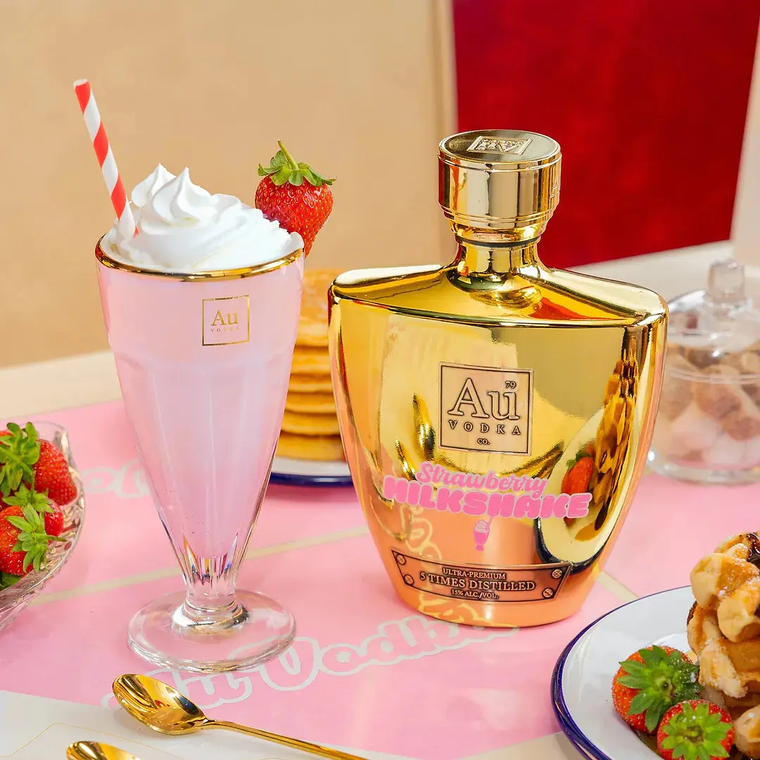 Au Vodka Strawberry Milkshake - Image 2