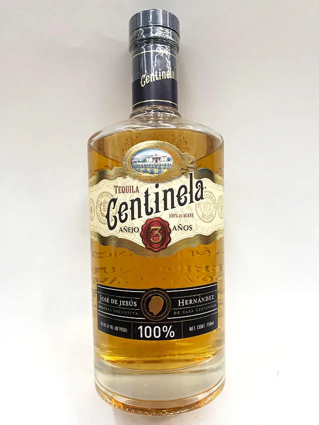 Centinela Anejo Tequlia 750ml