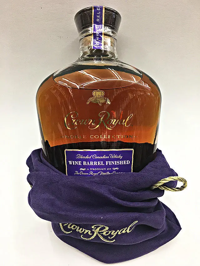 Crown Royal Noble Collection Wine Barrel Finished - Image 3