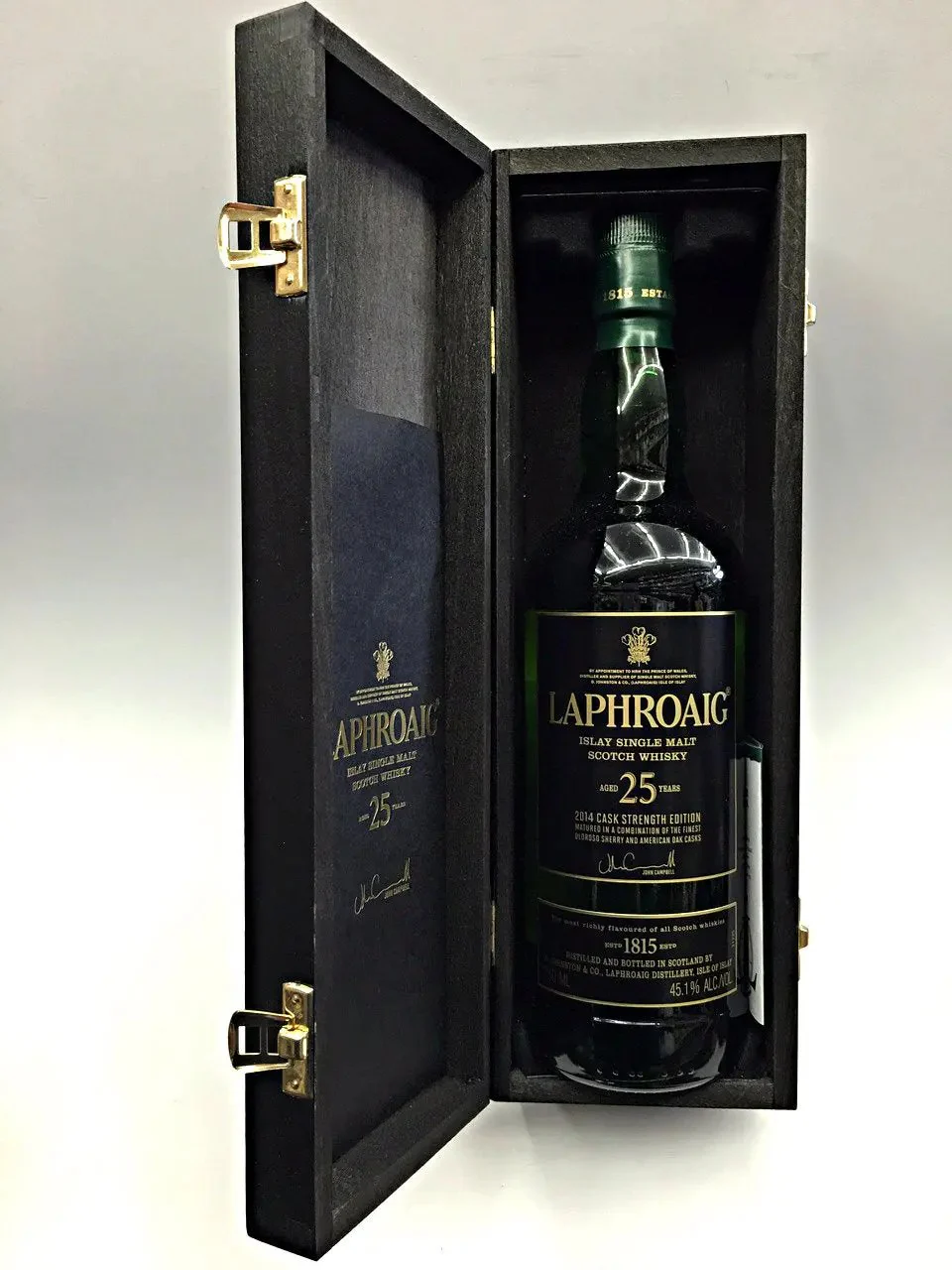 Laphroaig 2014 Single Malt 25 Year Scotch Whiskey - Image 3