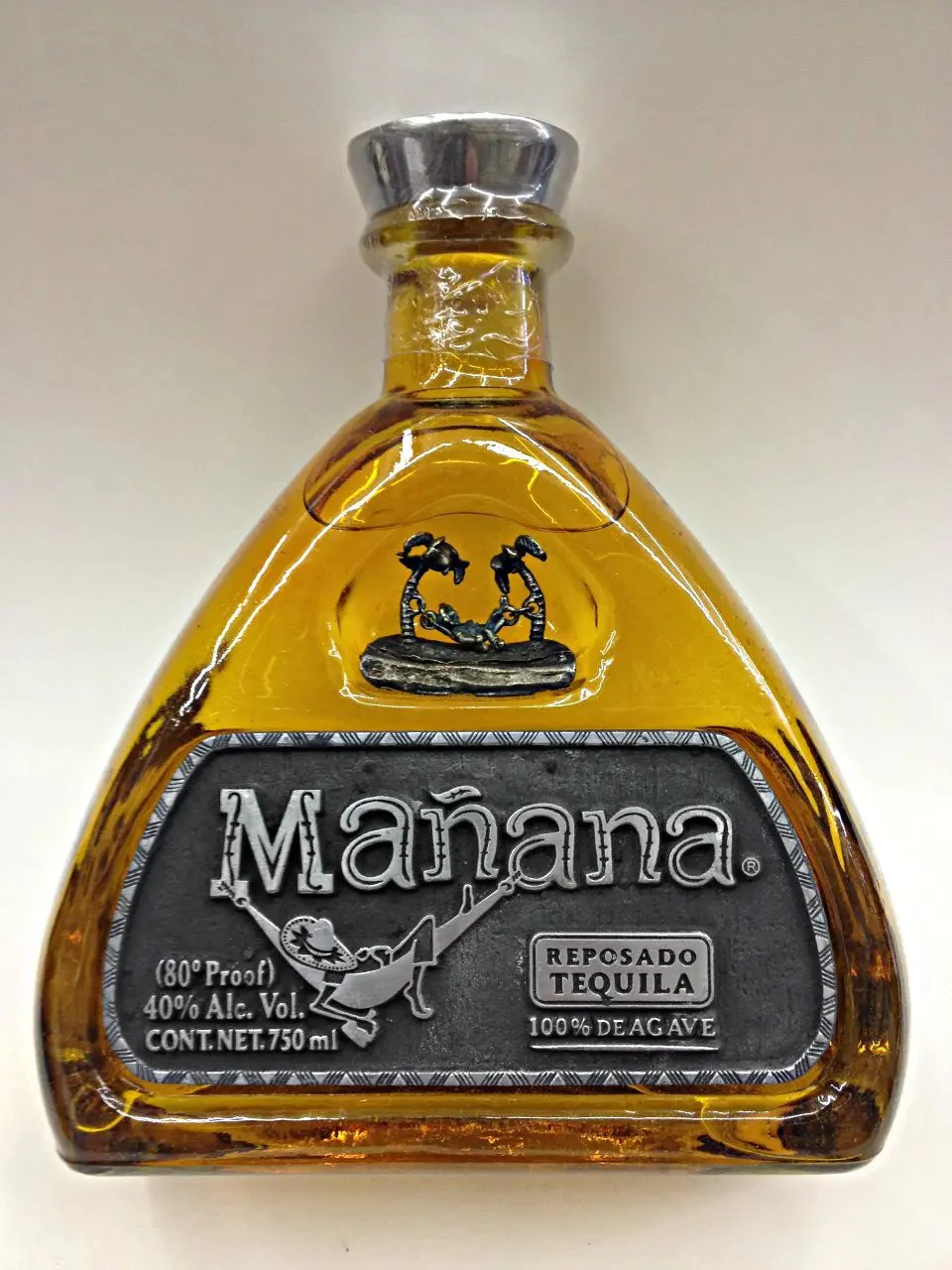 Manana Tequila Reposado 750ml