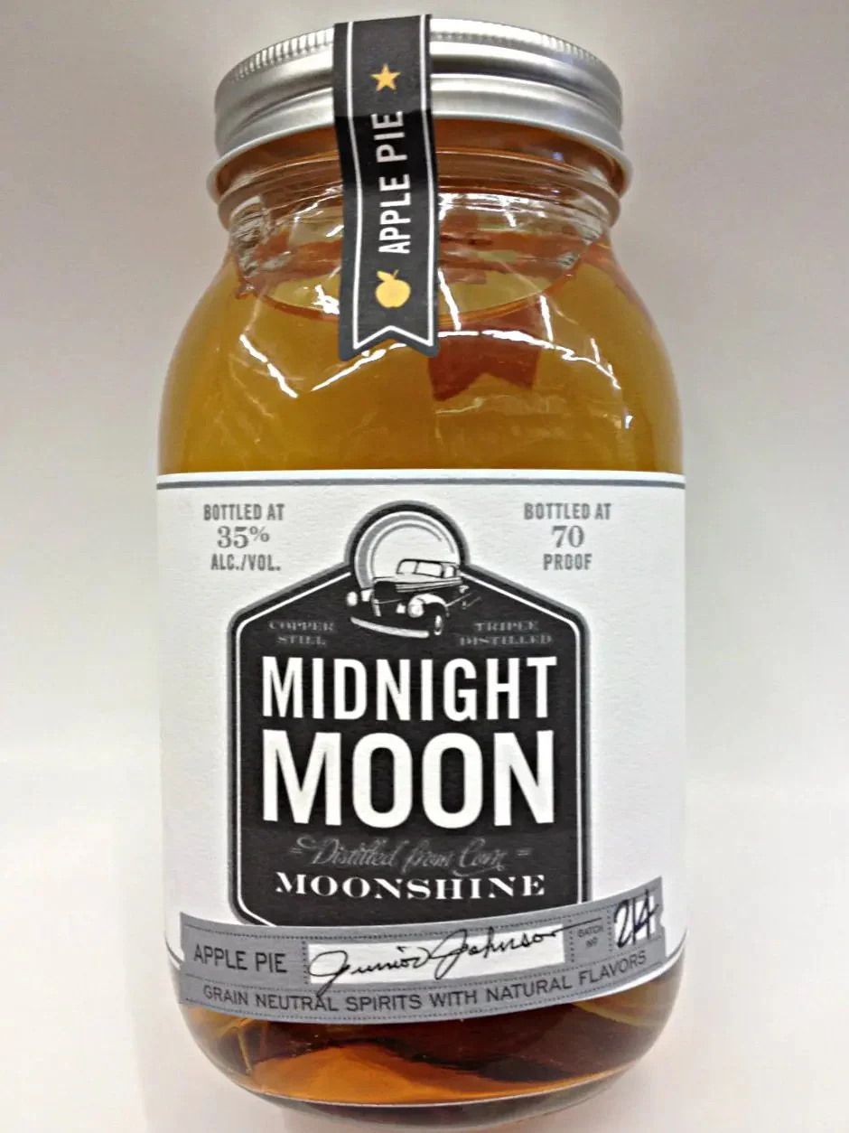 Midnight Moon Apple Pie Moonshine - Image 2